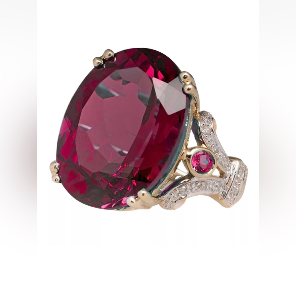 Women's Fashion Goose Egg Diamond Ring Size 6/8